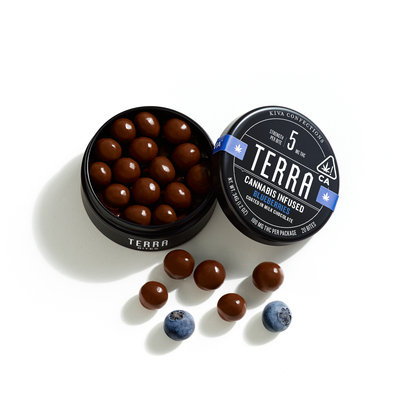 Terra - Edible: Milk Chocolate Blueberries - 100mg
