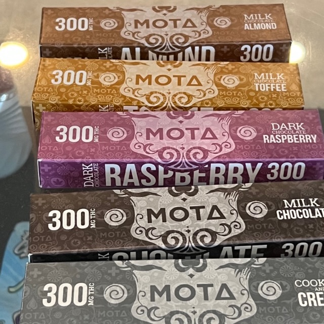 MOTA 300mg Variety Flavor Chocolate BAR