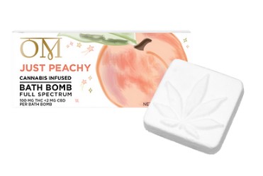 OM Just Peachy Bath Bomb