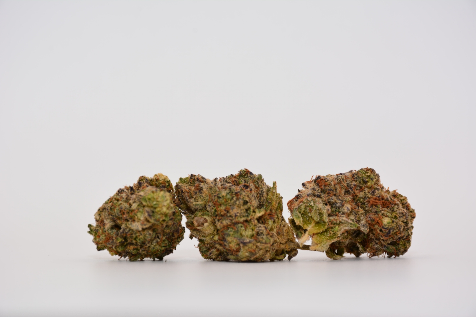MAC-1 1/8th Hybrid Flower