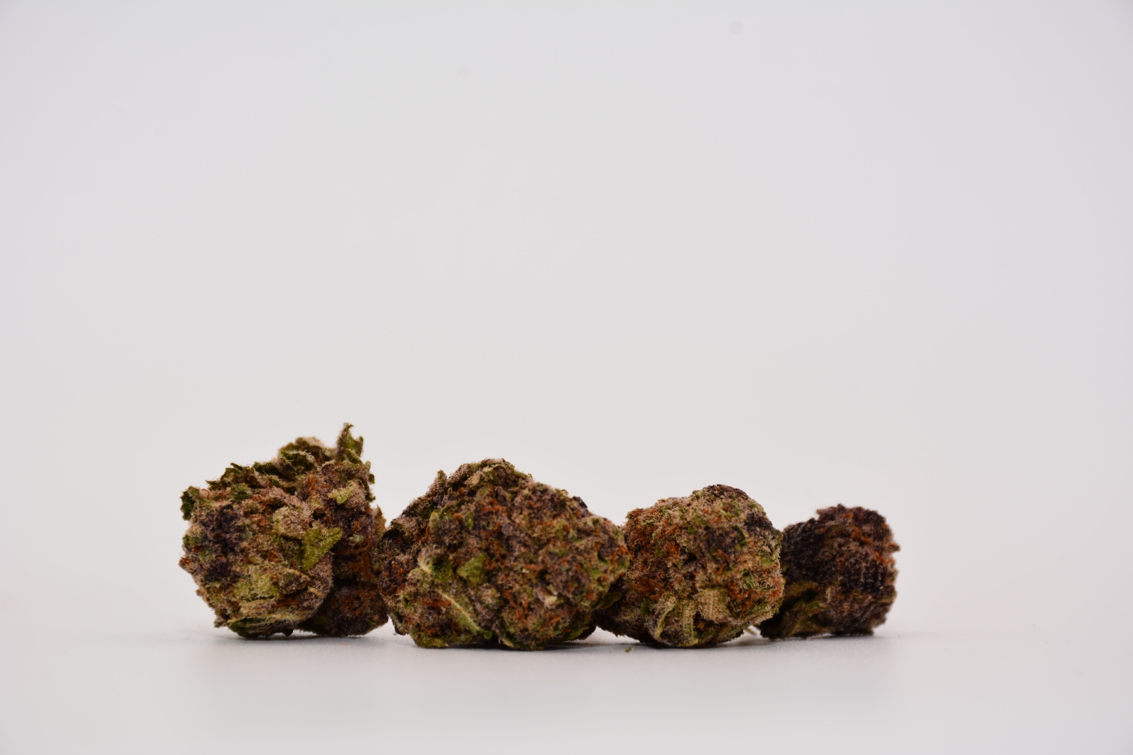 Cherry Pie 1/8th Hybrid Flower