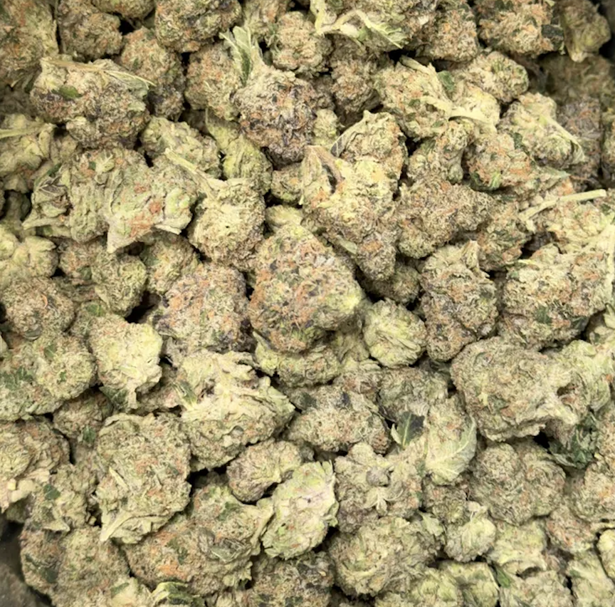 Cali Blaze Deli - Triangle Cake - 1/8oz in Lunenburg