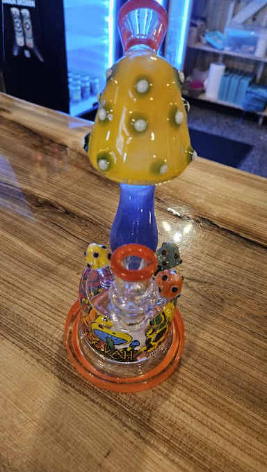 Lookah | Mushroom Dab Rig | Yellow