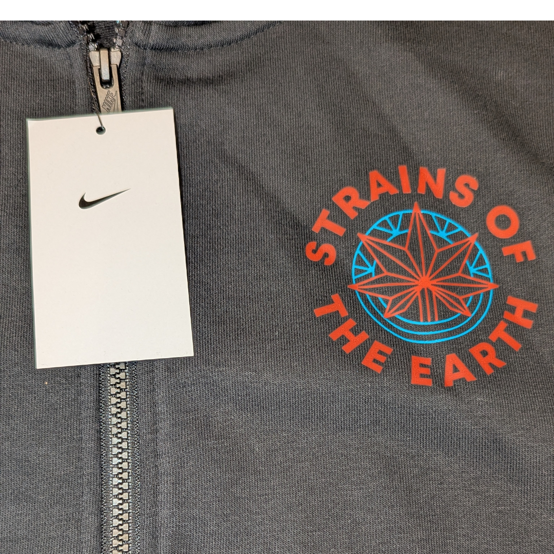 Strains Of The Earth | Zip-up Hoodie | Nike 2XL