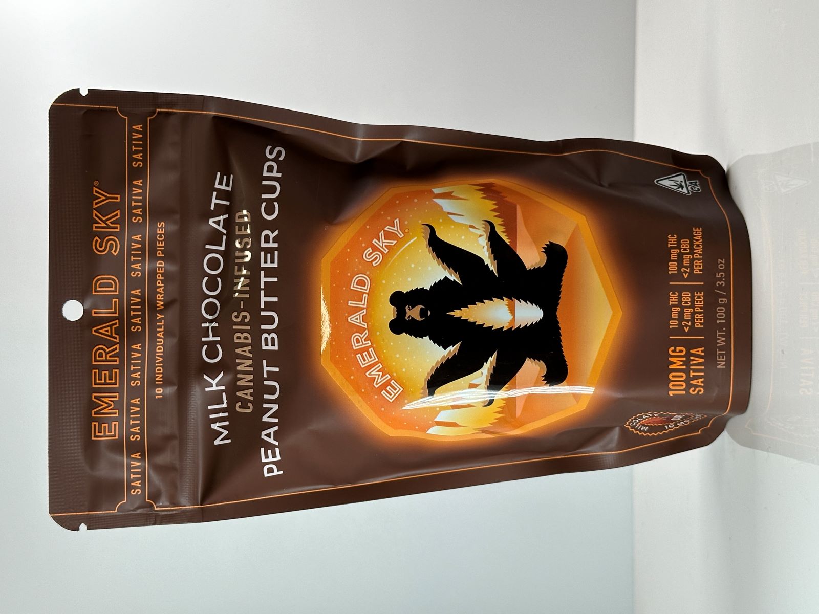 Emerald Sky Sativa Milk Chocolate Peanut Butter Cups (Kiva)