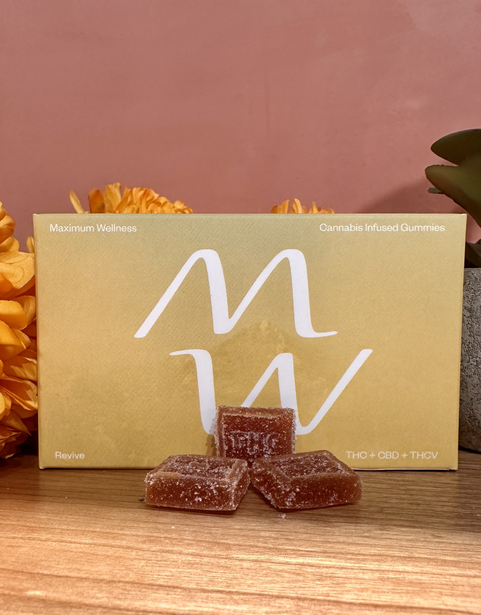  Revive Passionfruit Chews 2:1:1 | 100mg | 5mg THC: 2.5mg THCv: 2.5mg CBD | 10pk